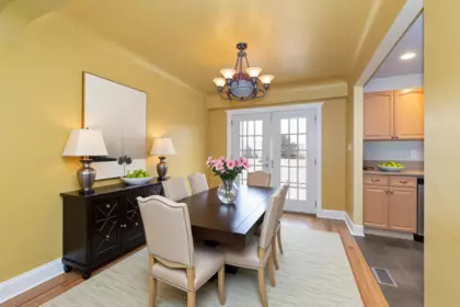 Breakfast Nook Photo of 4037 Nithsdale Street, Burnaby, BC