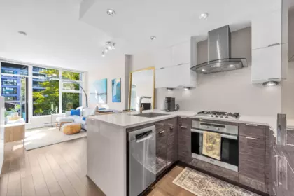 Kitchen Island Photo of 317 1777 W 7th Avenue, Vancouver, BC