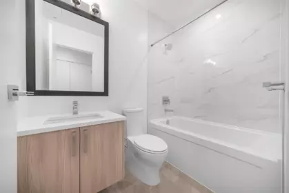 Mudroom Photo of 516 13350 Central Avenue, Surrey, BC