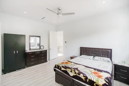 Garage Interior Photo of 9076 147 Street, Surrey, BC