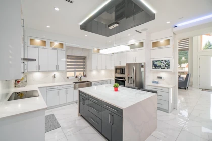 Kitchen Photo of 9076 147 Street, Surrey, BC