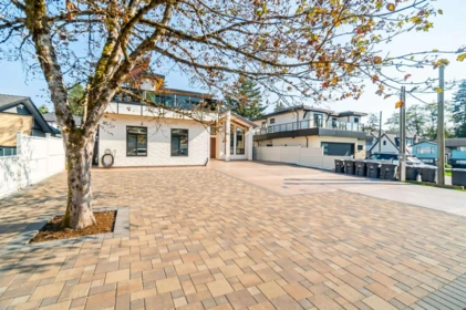 Outdoor Kitchen Photo of 9076 147 Street, Surrey, BC