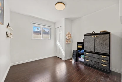 Laundry Room Photo of 1070 E 40th Avenue, Vancouver, BC