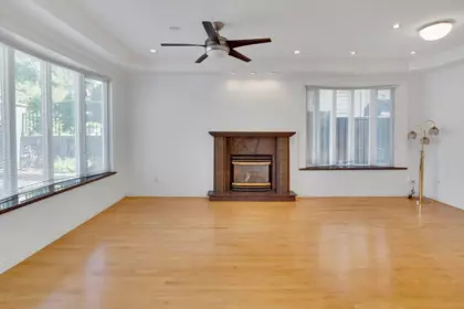 Dining Area Photo of 213 W 28th Street, North Vancouver, BC