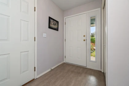 425 Hadway Drive, Harrison Hot Springs, BC, Harrison hot springs — Single Family Residence for sale