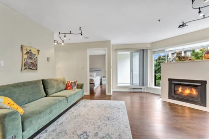Office / Den Photo of 203 2401 Hawthorne Avenue, Port Coquitlam, BC