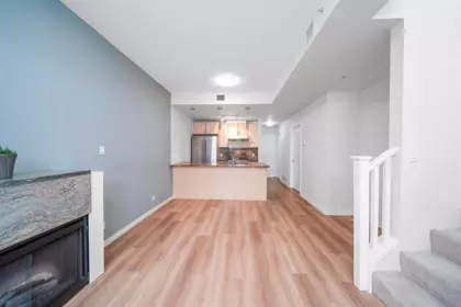 303 1211 Melville Street, Vancouver, BC, Vancouver — Apartment/Condo for sale