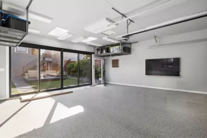 Hot Tub / Spa Photo of 3137 W 24th Avenue, Vancouver, BC