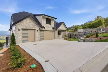 51045 Boulder Drive, Chilliwack, BC, Chilliwack — Single Family Residence for sale