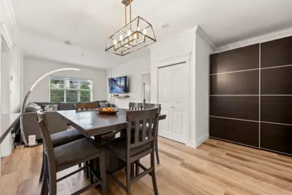 304 2389 Hawthorne Avenue, Port Coquitlam, BC, Port coquitlam — Apartment/Condo for sale