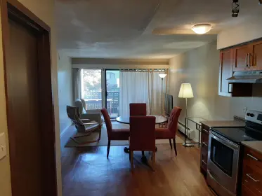 210 1945 Woodway Place, Burnaby, BC, Burnaby — Apartment/Condo for sale