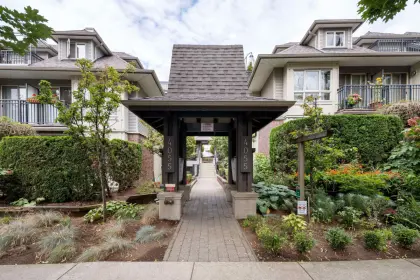 31 4055 Pender Street, Burnaby, BC, Burnaby — Townhouse for sale