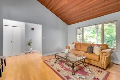 14418 19a Avenue, Surrey, BC, Surrey — Single Family Residence for sale