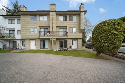 212 7144 133b Street, Surrey, BC, Surrey — Apartment/Condo for sale