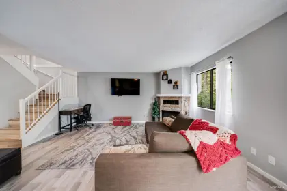 212 7144 133b Street, Surrey, BC, Surrey — Apartment/Condo for sale