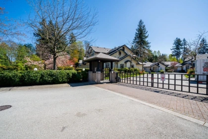 30 3387 King George Boulevard, Surrey, BC, Surrey — Townhouse for sale