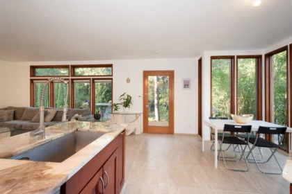 5744 Telegraph Trail, West Vancouver, BC, West vancouver — Single Family Residence for sale