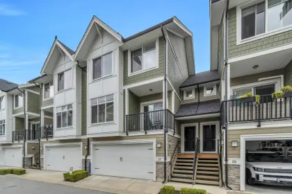 17 7374 194a Street, Surrey, BC, Surrey — Townhouse for sale