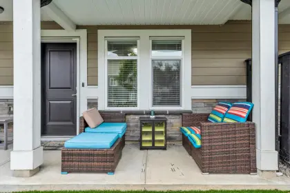 17 7374 194a Street, Surrey, BC, Surrey — Townhouse for sale