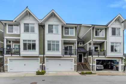 17 7374 194a Street, Surrey, BC, Surrey — Townhouse for sale