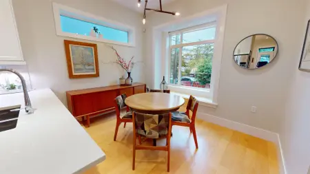 51 E 27th Avenue, Vancouver, BC, Vancouver — Single Family Residence for sale