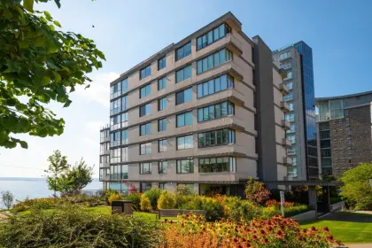 401 2108 Argyle Avenue, West Vancouver, BC, West vancouver — Apartment/Condo for sale
