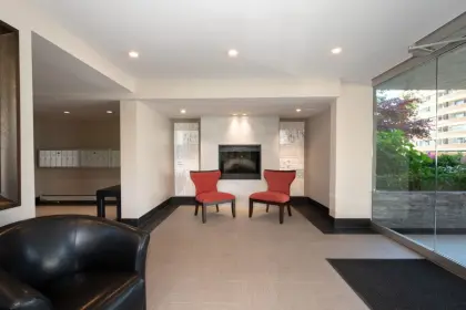 401 2108 Argyle Avenue, West Vancouver, BC, West vancouver — Apartment/Condo for sale