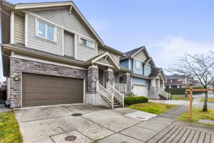 10142 240a Street, Maple Ridge, BC, Maple ridge — Single Family Residence for sale