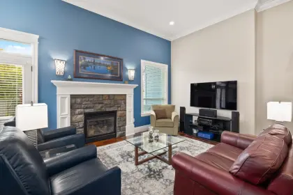 1886 140 Street, Surrey, BC, Surrey — Single Family Residence for sale