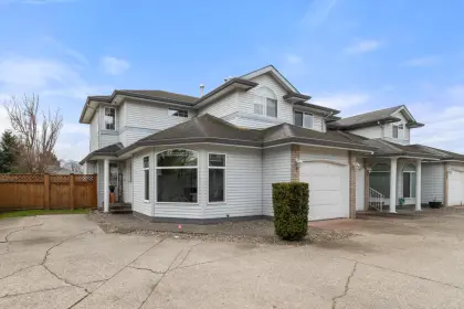 7 9457 Broadway Street, Chilliwack, BC, Chilliwack — Townhouse for sale