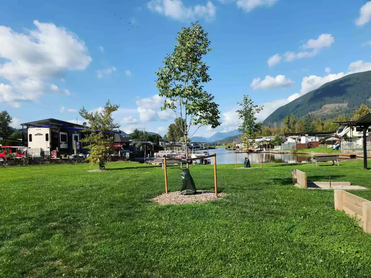 Basement Recreation Room Photo of 200 8400 Shook Road, Mission, BC