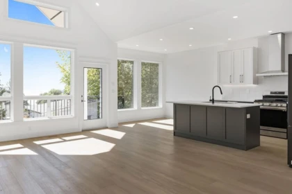 6323 Burdett Road, Sechelt, BC, Sechelt — Single Family Residence for sale