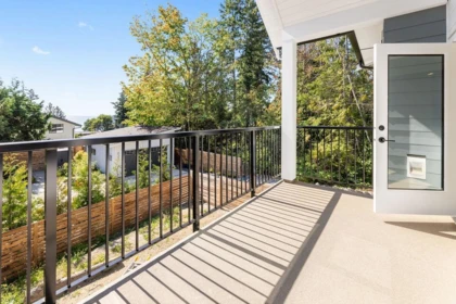 6323 Burdett Road, Sechelt, BC, Sechelt — Single Family Residence for sale
