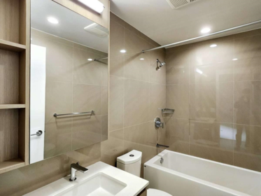 Walk-In Closet Photo of 307 618 Carnarvon Street, New Westminster, BC