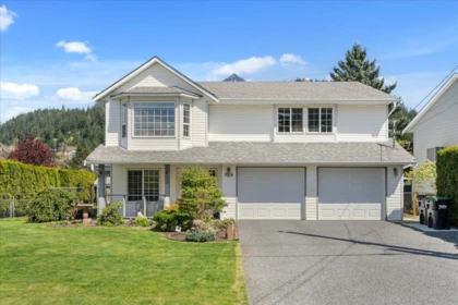 765 Olson Avenue, Hope, BC, Hope — Single Family Residence for sale