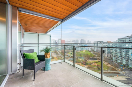 1208 1768 Cook Street, Vancouver, BC, Vancouver — Apartment/Condo for sale