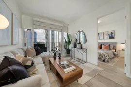 MLS R2996065