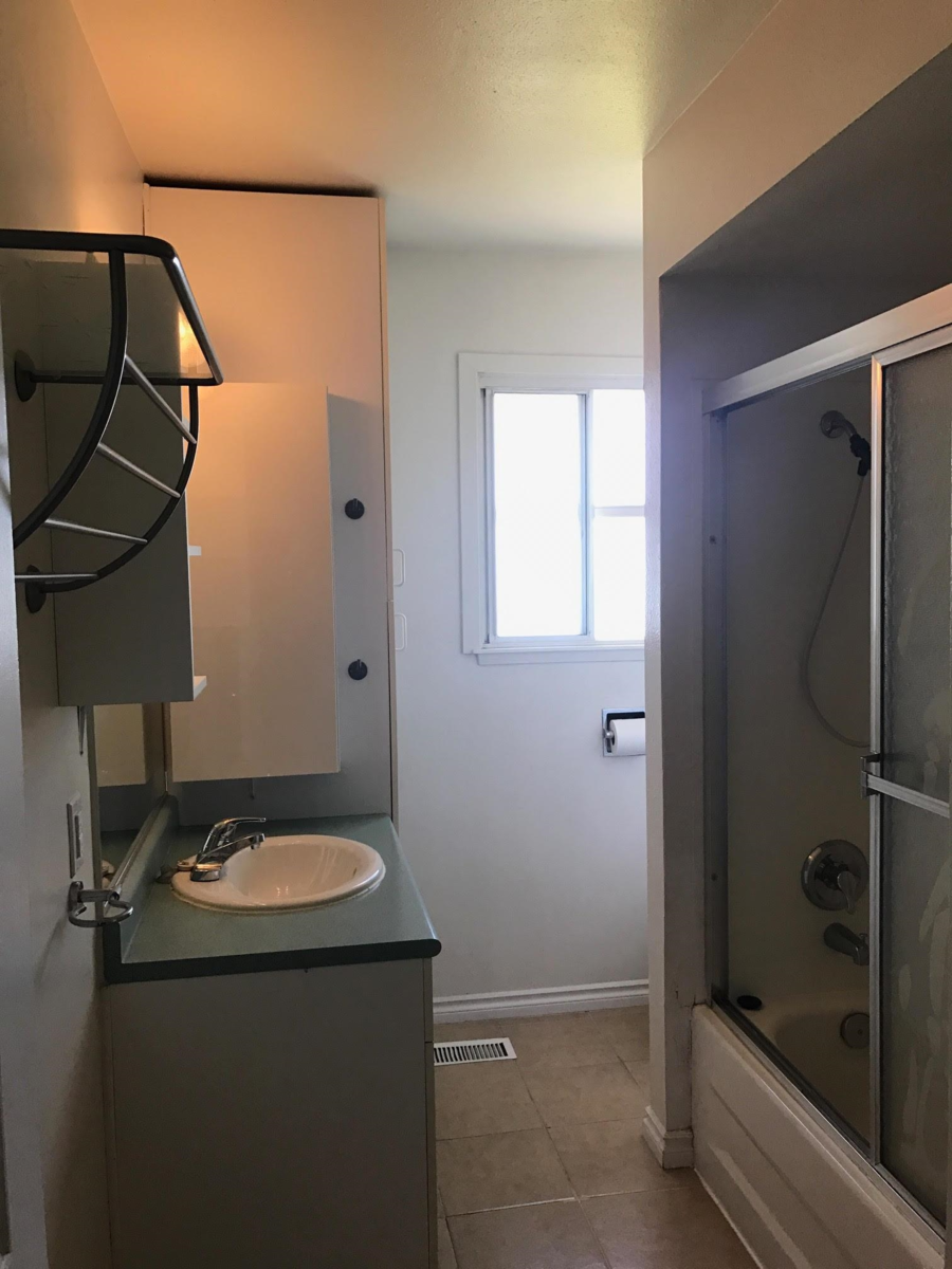 Mudroom Photo of 10271 Rosedene Crescent, Richmond, BC