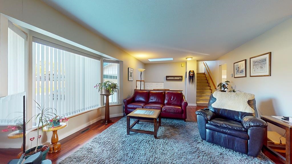 Dining Area Photo of 5619 Curtis Place, Sechelt, BC