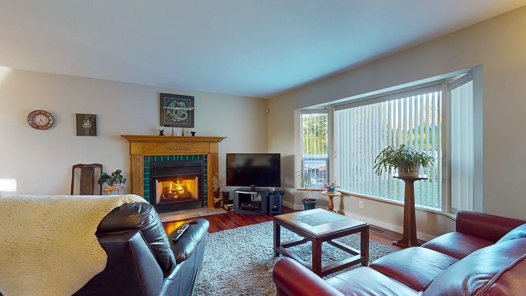 Family Room Photo of 5619 Curtis Place, Sechelt, BC
