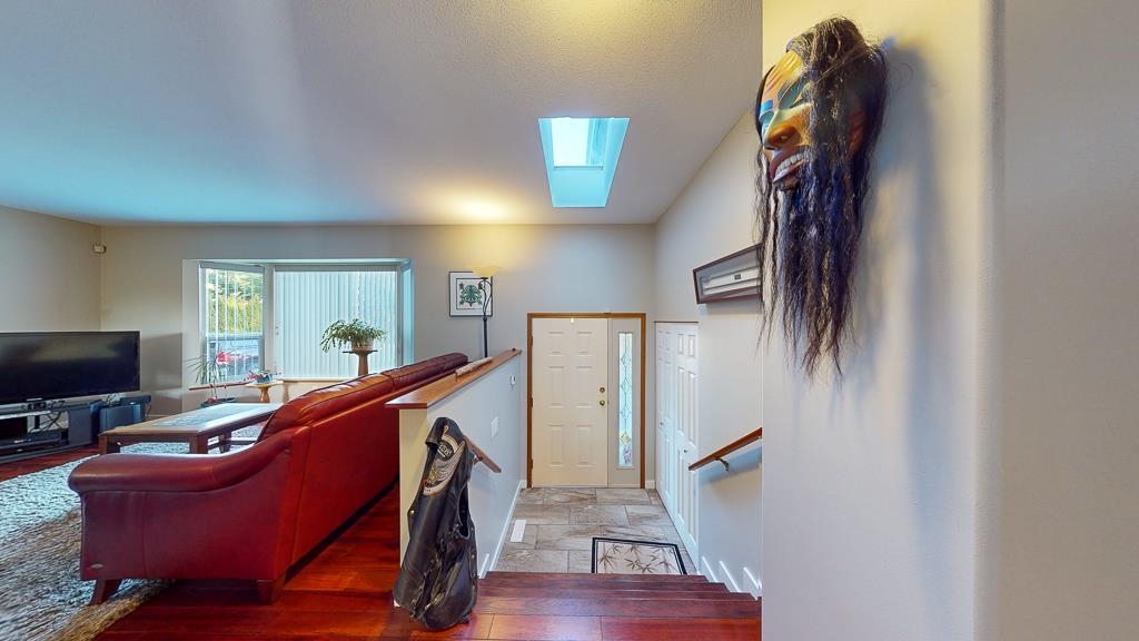 Loft / Bonus Room Photo of 5619 Curtis Place, Sechelt, BC