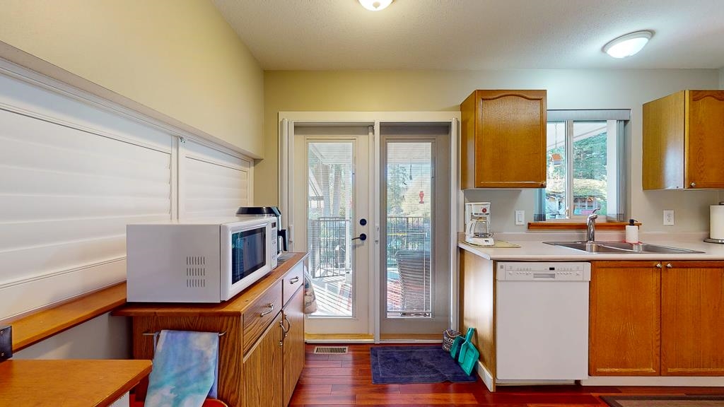 Primary Bedroom Photo of 5619 Curtis Place, Sechelt, BC