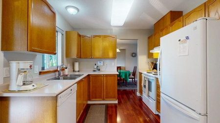 Breakfast Nook Photo of 5619 Curtis Place, Sechelt, BC