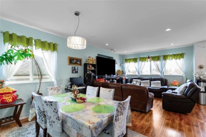 2631 Napier Street, Vancouver, BC, Vancouver — Single Family Residence for sale