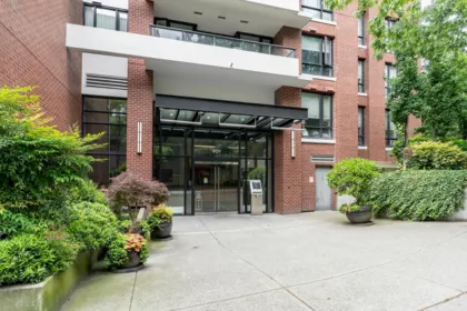 2003 909 Mainland Street, Vancouver, BC, Vancouver — Apartment/Condo for sale