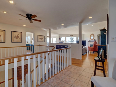 6193 Mika Road, Sechelt, BC, Sechelt — Single Family Residence for sale