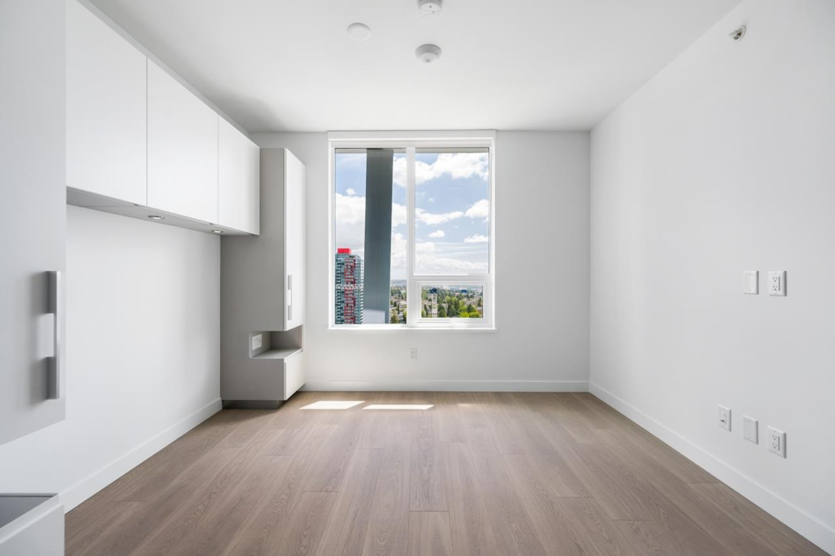 Primary Bathroom Photo of 2303 6537 Telford Avenue, Burnaby, BC