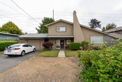 Pantry Photo of 1320 53a Street, Delta, BC