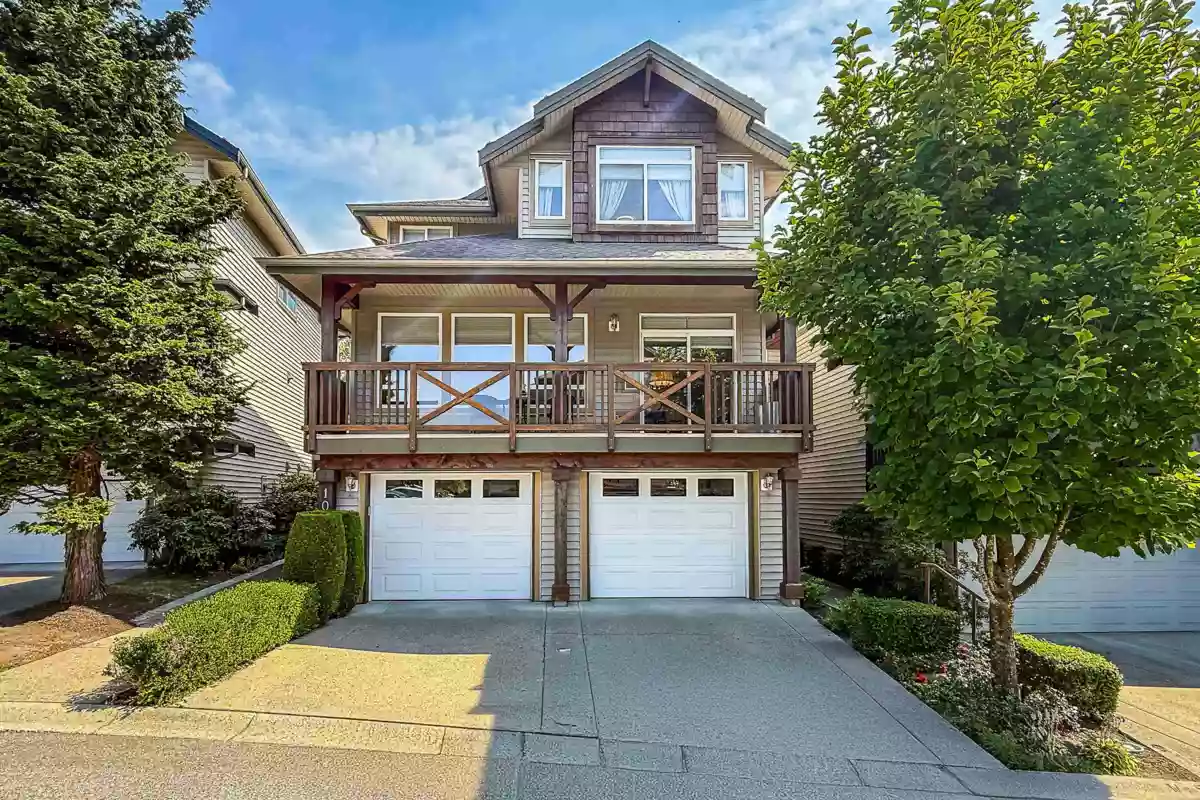 Exterior Front Photo of 10 2287 Argue Street, Port Coquitlam, BC