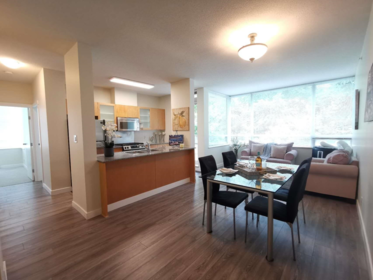 303 7555 Alderbridge Way, Richmond, BC, Richmond — Apartment/Condo for sale